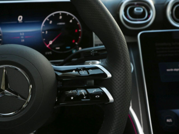 Mercedes-Benz C 220 d AMG Panorama Memory AHK Lenkradheizung