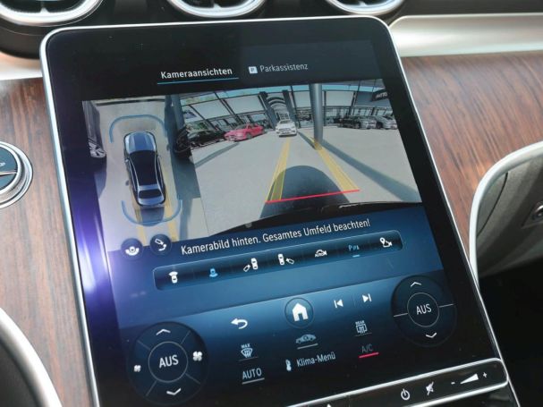 Mercedes-Benz C 300 4M AMG Distronic Schiebedach 360° AHK SHZ