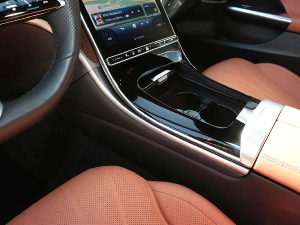 Mercedes-Benz C 300 4M AMG Distronic Schiebedach 360° AHK SHZ Mercedes-Benz C 300 4M AMG Distronic Schiebedach 360° AHK SHZ