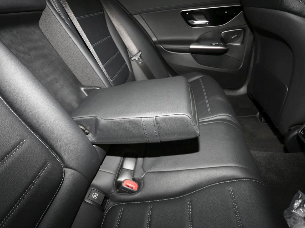 Mercedes-Benz C 300 4M AMG Night Panorama Memory 360° HeadUp