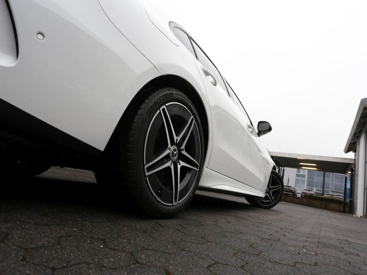 Mercedes-Benz C 300 4M AMG Night Panorama Memory 360° HeadUp