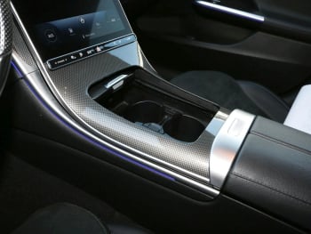 Mercedes-Benz C 300 e AMG Night Panorama Distronic AHK Kamera