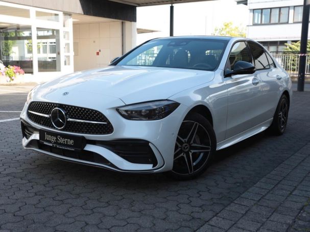 Mercedes-Benz C 300 e AMG Night Panorama Distronic AHK Kamera