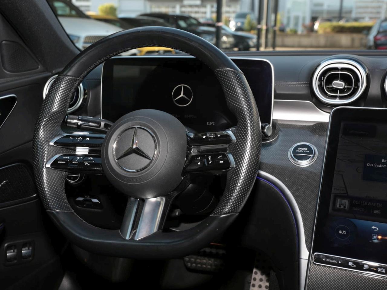 Mercedes-Benz C 300 e AMG Night Panorama Distronic AHK Kamera