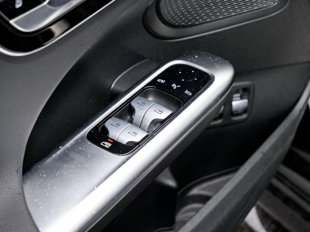 Mercedes-Benz C 300 e AMG Night Distronic Kamera PublicCharging