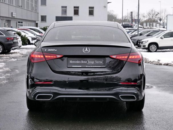 Mercedes-Benz C 300 e AMG Night Distronic Kamera PublicCharging