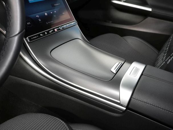 Mercedes-Benz C 300 e Avantgarde MBUX Navi Distronic AHK