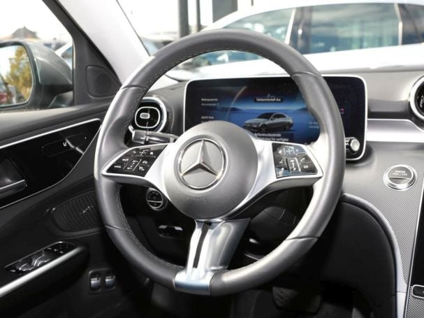 Mercedes-Benz C 300 e Avantgarde MBUX Navi Distronic AHK
