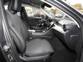 Mercedes-Benz C 300 e Avantgarde MBUX Navi Distronic AHK