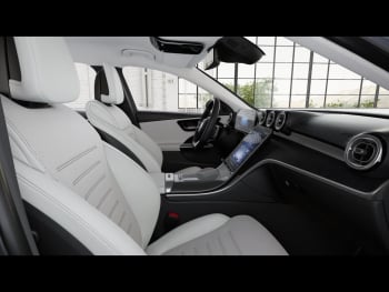 Mercedes-Benz C 400 e 4M AMG MBUX Navi Distronic 360° SHZ-Fond