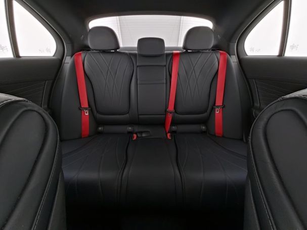 Mercedes-Benz C 43 AMG 4M MBUX Navi-Prem. Panorama 360° HUD Mercedes-Benz C 43 AMG 4M MBUX Navi-Prem. Panorama 360° HUD