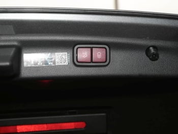 Mercedes-Benz C 43 AMG 4M MBUX Navi Panorama 360° Distronic