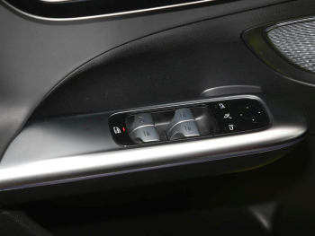 Mercedes-Benz C 43 AMG 4M MBUX Navi Panorama 360° Distronic