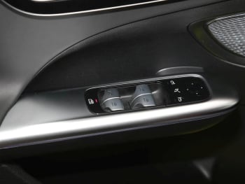 Mercedes-Benz C 43 AMG 4M MBUX Navi Panorama 360° Distronic