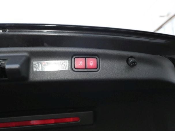 Mercedes-Benz C 63 AMG S E PERFORMANCE AMG Night Distronic AHK