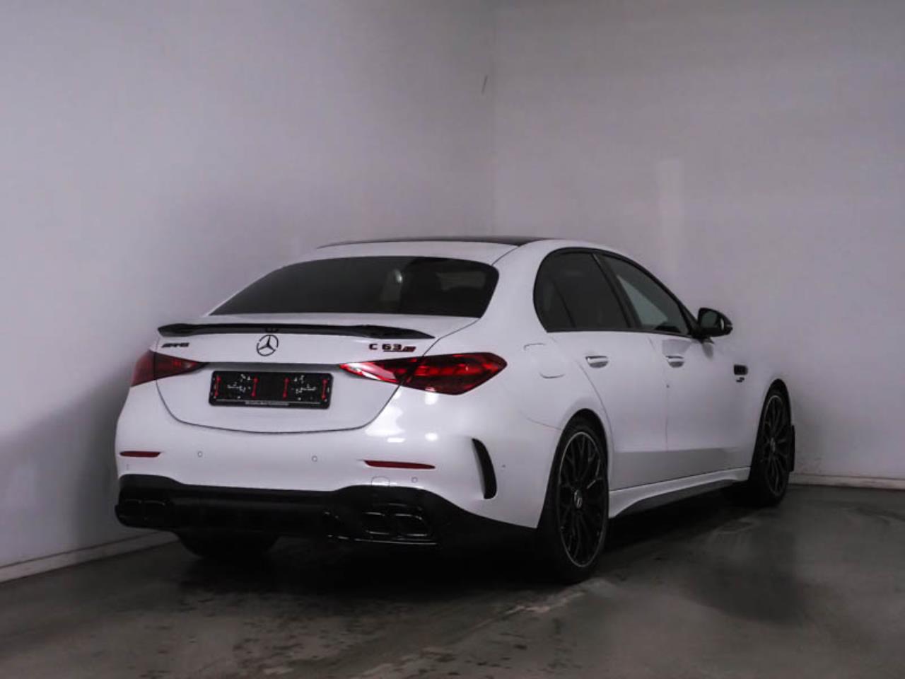 Mercedes-Benz C 63 AMG S E PERFORMANCE Night Panorama Sitzklima Mercedes-Benz C 63 AMG S E PERFORMANCE Night Panorama Sitzklima