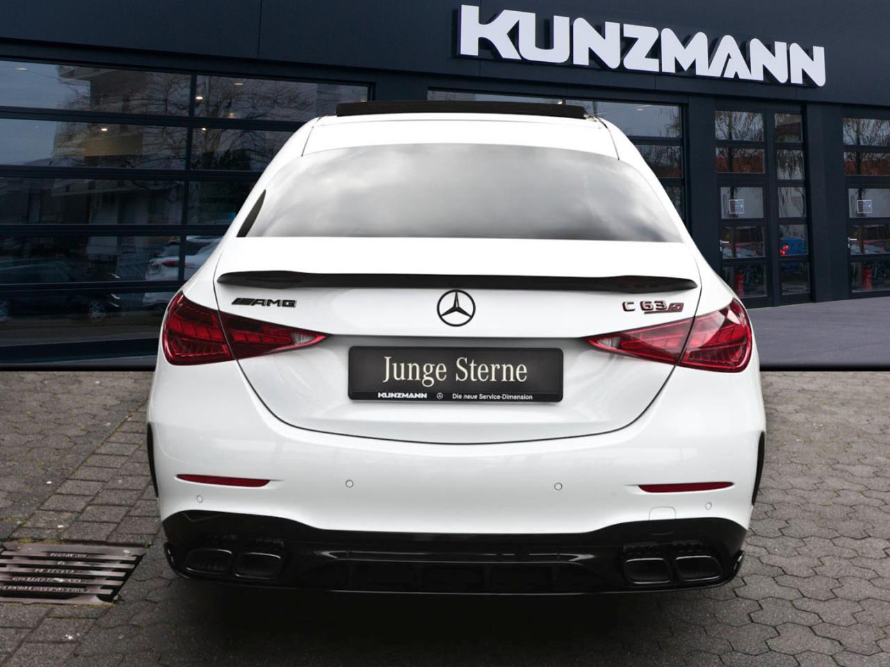 Mercedes-Benz C 63 AMG S E PERFORMANCE Night Pano NP 136.761