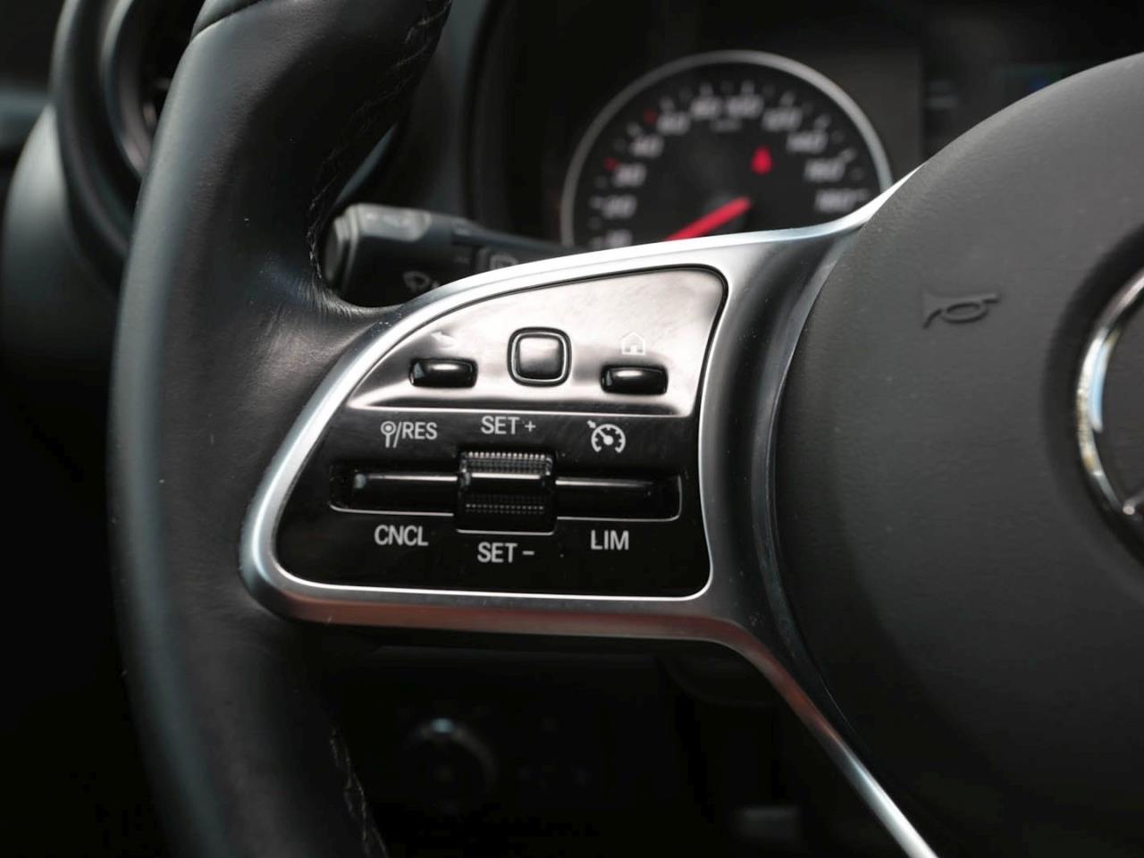 Mercedes-Benz Citan 110 CDI Tourer BASE Standard AHK Navi Klima