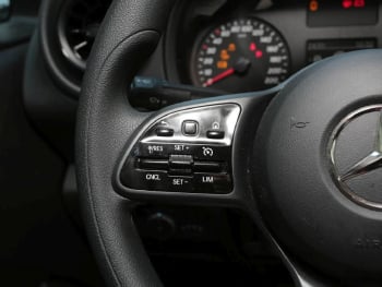 Mercedes-Benz Citan 113 Kasten BASE Standard MBUX Park-Paket