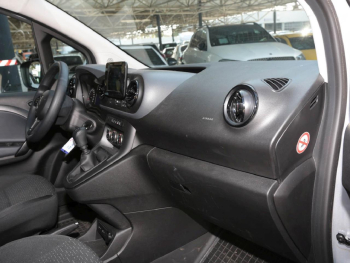 Mercedes-Benz Citan 113 Kasten BASE Standard MBUX Park-Paket