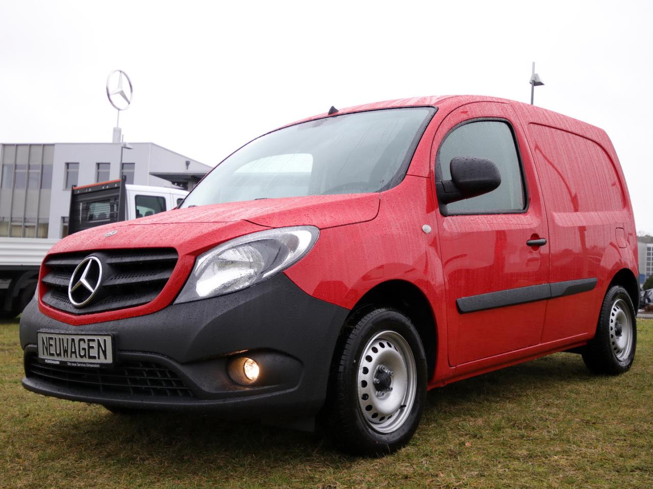 Mercedes-Benz Citan Citan 111 CDI Kasten lang Transporter amarenarot