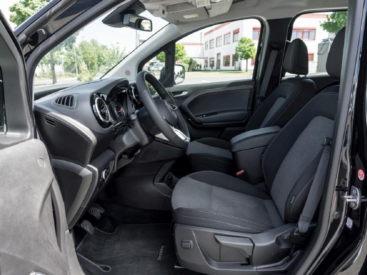 Mercedes-Benz Citan 113 Tourer PRO Lang Navi Kamera AHK SpurH