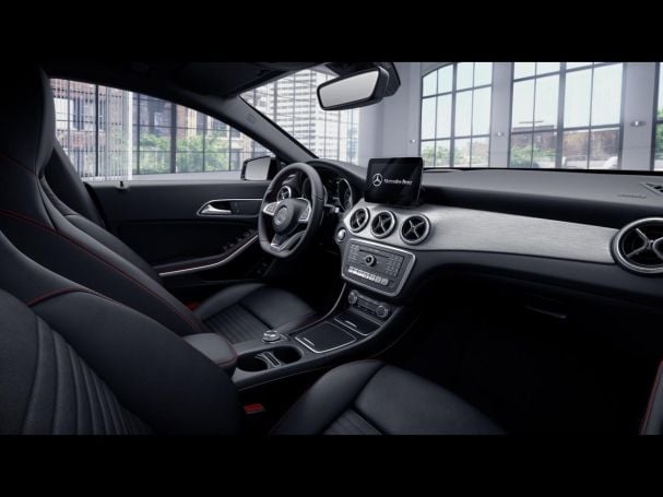 Mercedes-Benz CLA 200 Coupé AMG Kamera Ambiente Tempomat LED Mercedes-Benz CLA 200 Coupé AMG Kamera Ambiente Tempomat LED