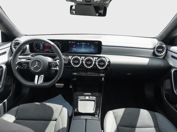 Mercedes-Benz CLA 180 Coupé AMG Night Panorama Kamera SpiegelP Mercedes-Benz CLA 180 Coupé AMG Night Panorama Kamera SpiegelP