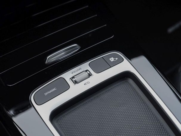 Mercedes-Benz CLA 180 Coupé AMG Night Distronic Kamera Keyless