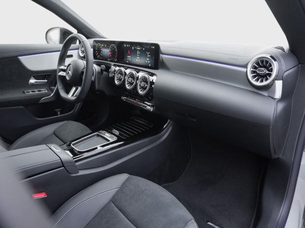 Mercedes-Benz CLA 180 Coupé AMG Night Distronic Kamera Keyless