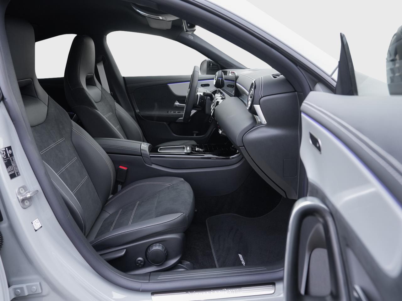 Mercedes-Benz CLA 180 Coupé AMG Night Distronic Kamera Keyless