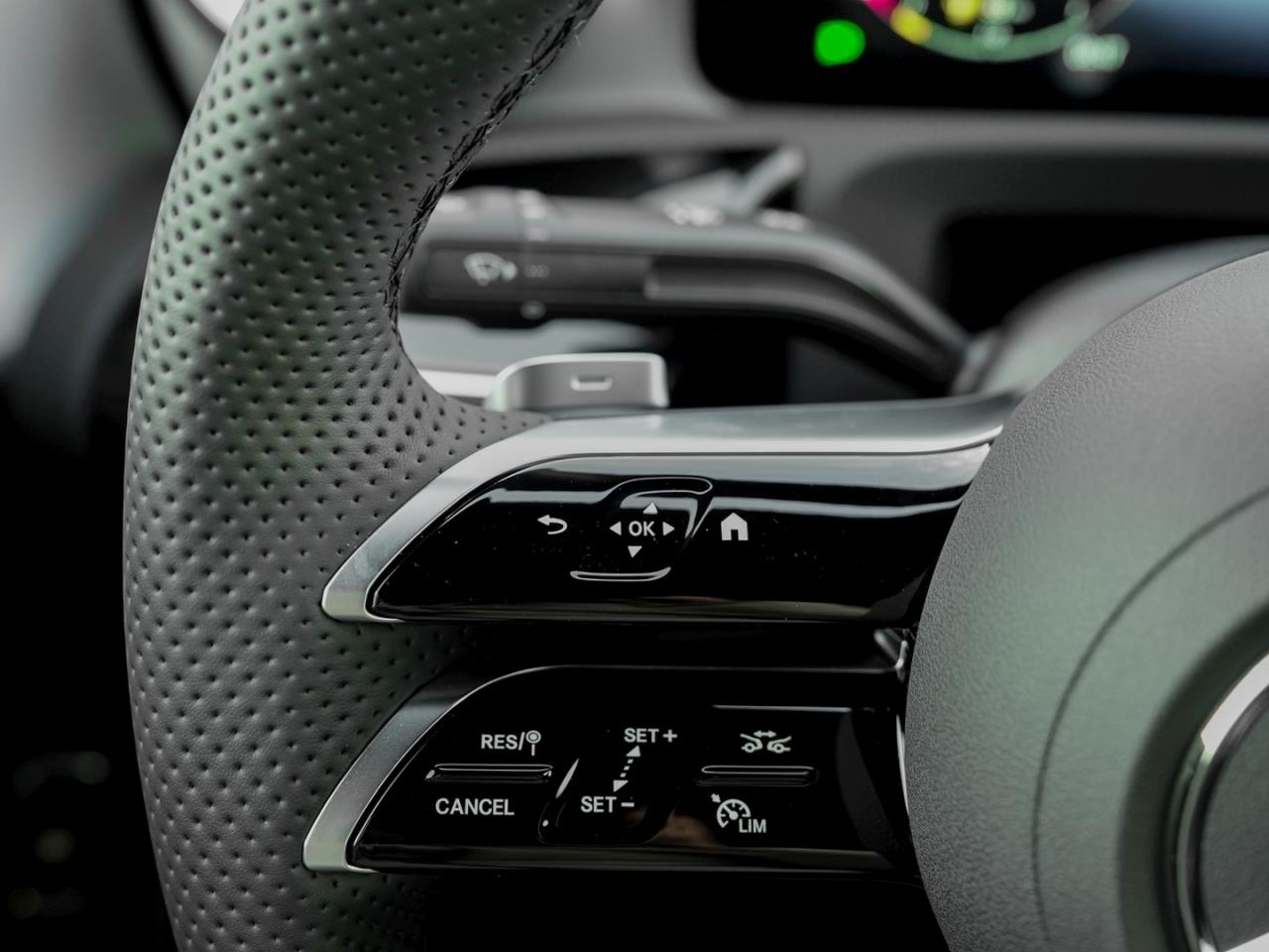 Mercedes-Benz CLA 180 Coupé AMG Night Kamera Distronic AHK