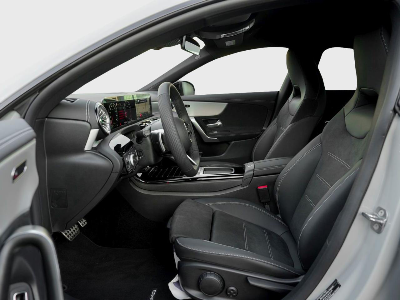 Mercedes-Benz CLA 180 Coupé AMG Night Kamera Distronic AHK