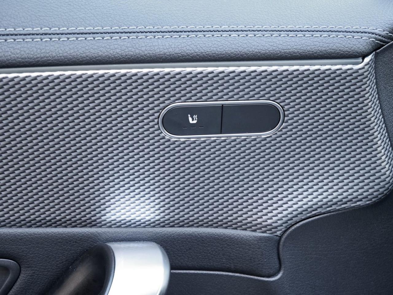 Mercedes-Benz CLA 180 Coupé Progressive Kamera Navi SpurhalteA