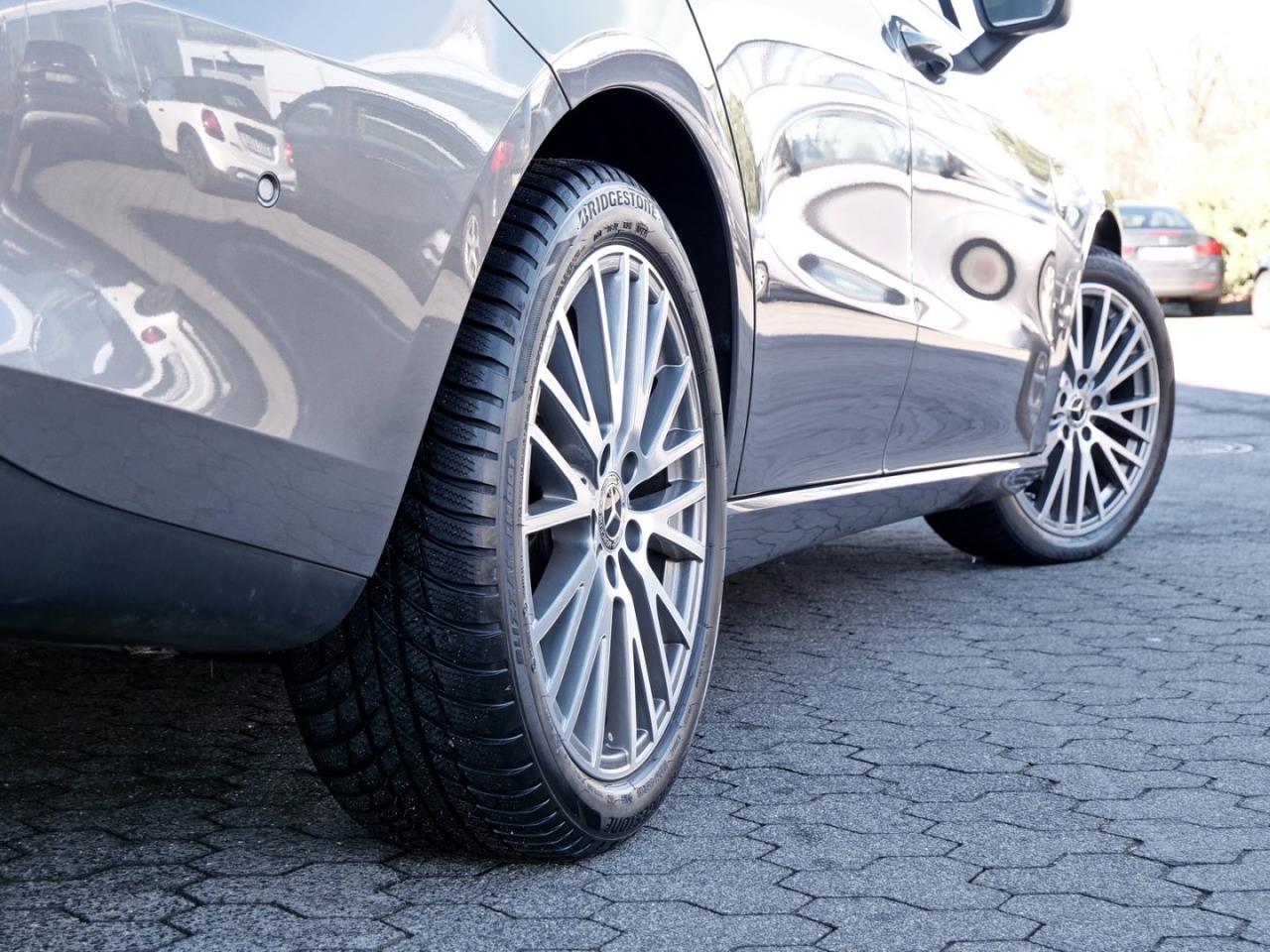 Mercedes-Benz CLA 180 Coupé Progressive Kamera Navi SpurhalteA