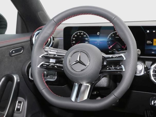 Mercedes-Benz CLA 180 Coupé AMG Night MBUXNavi-Prem. Distronic Mercedes-Benz CLA 180 Coupé AMG Night MBUXNavi-Prem. Distronic