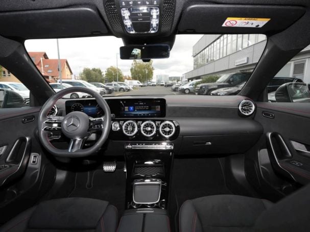 Mercedes-Benz CLA 200 Coupé AMG MBUX Navi Kamera Lenkradhzg Mercedes-Benz CLA 200 Coupé AMG MBUX Navi Kamera Lenkradhzg