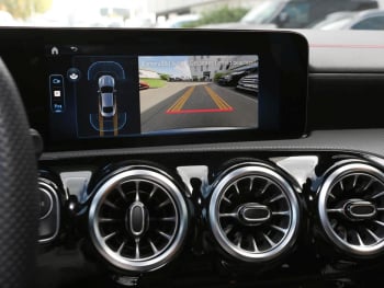 Mercedes-Benz CLA 200 Coupé AMG MBUX Navi Kamera Lenkradhzg