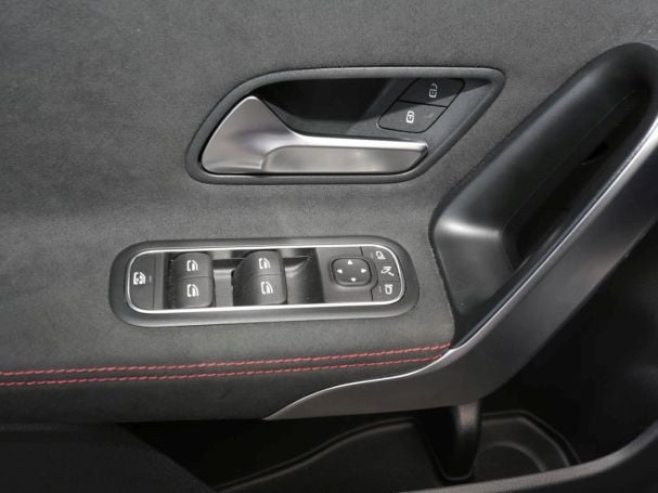 Mercedes-Benz CLA 200 Coupé AMG MBUX Navi Kamera Lenkradhzg Mercedes-Benz CLA 200 Coupé AMG MBUX Navi Kamera Lenkradhzg