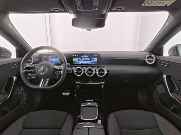 Mercedes-Benz CLA 200 Coupé AMG MBUX Navi Kamera Lenkradhzg Mercedes-Benz CLA 200 Coupé AMG MBUX Navi Kamera Lenkradhzg