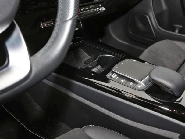 Mercedes-Benz CLA 200 Coupé AMG Night EDITION2020 Panorama