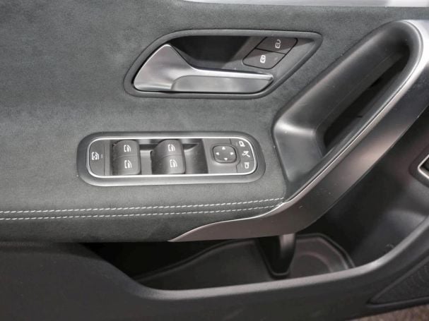 Mercedes-Benz CLA 200 Coupé AMG Night EDITION2020 Panorama