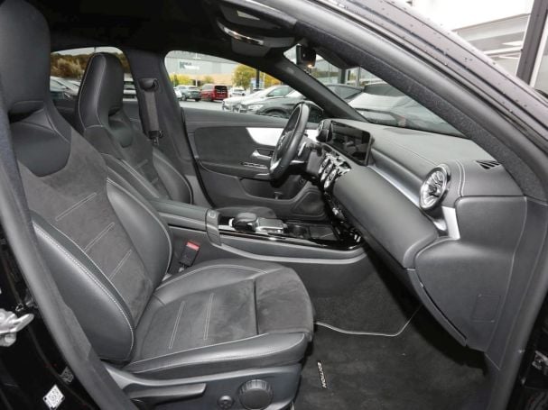 Mercedes-Benz CLA 200 Coupé AMG Night EDITION2020 Panorama