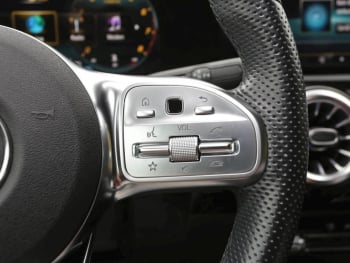 Mercedes-Benz CLA 200 Coupé AMG Night EDITION2020 Panorama