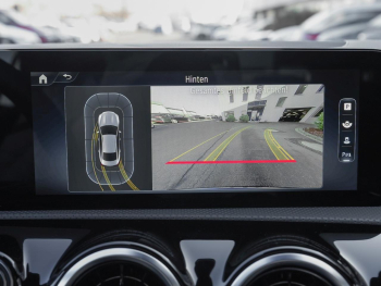 Mercedes-Benz CLA 200 Coupé Progressive Distronic Kamera