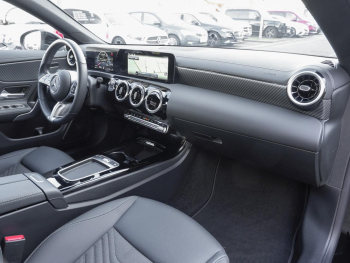 Mercedes-Benz CLA 200 Coupé Progressive Distronic Kamera