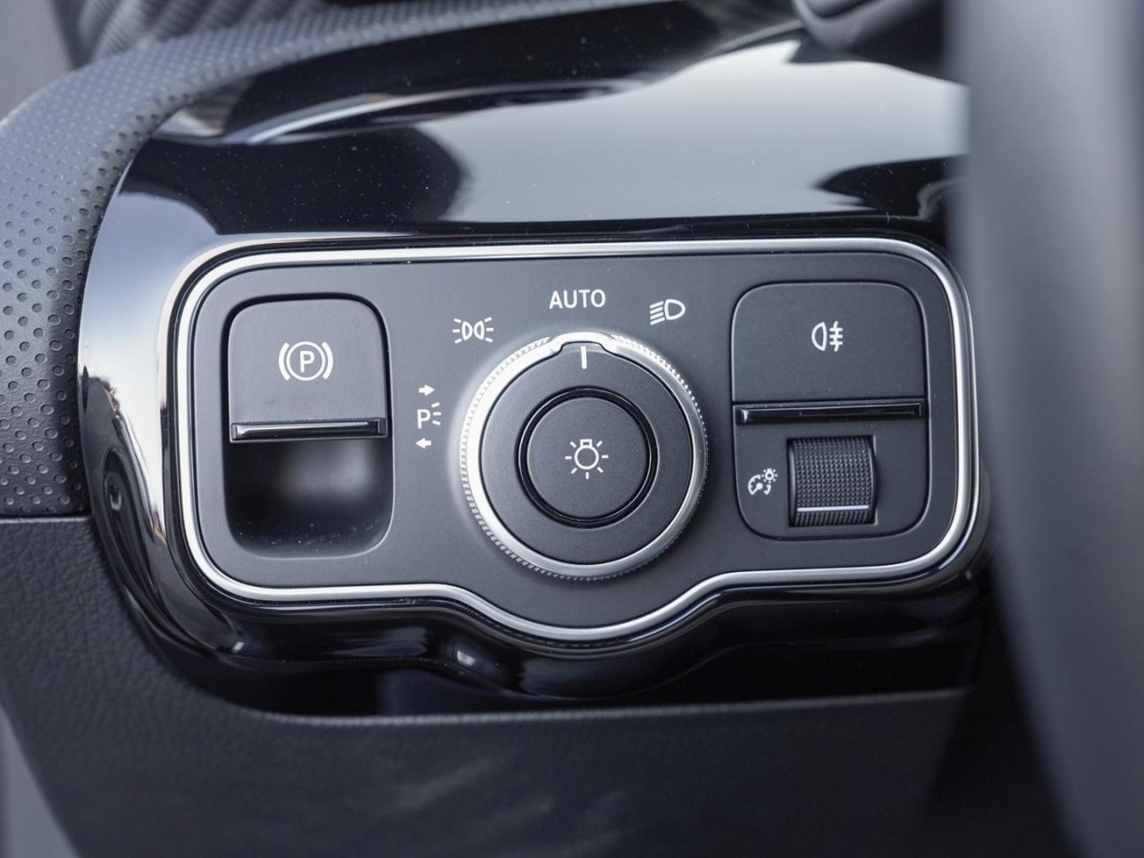 Mercedes-Benz CLA 200 Coupé Progressive Distronic Kamera