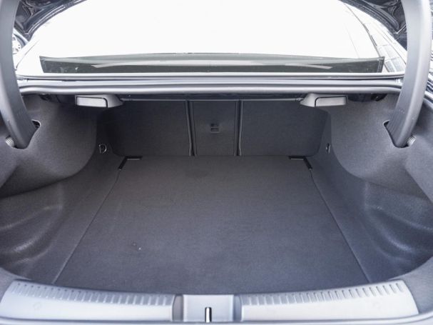 Mercedes-Benz CLA 200 Coupé Progressive Distronic Kamera