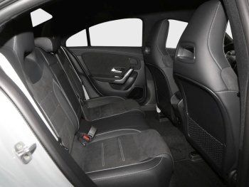 Mercedes-Benz CLA 200 d Coupé AMG Night Distronic AHK Kamera