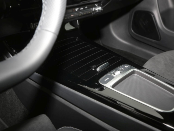 Mercedes-Benz CLA 200 d Coupé AMG Night Distronic AHK Kamera